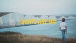 Tom Rosenthal "Lights Are on but Nobody's Home"